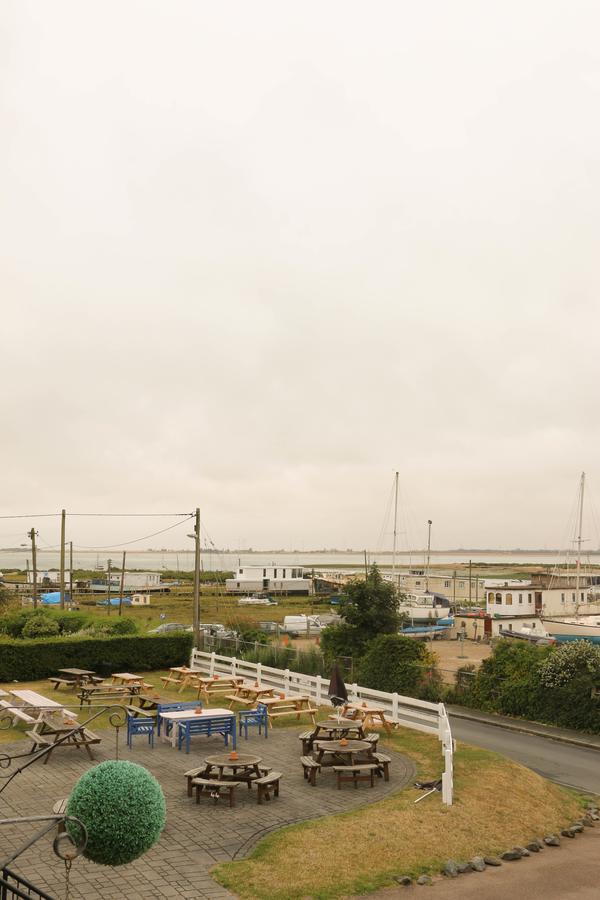 The Victory At Mersea West Mersea Bagian luar foto